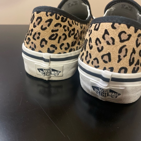 Vans Leopard Print Slip-On Sneakers - Picture 3 of 6